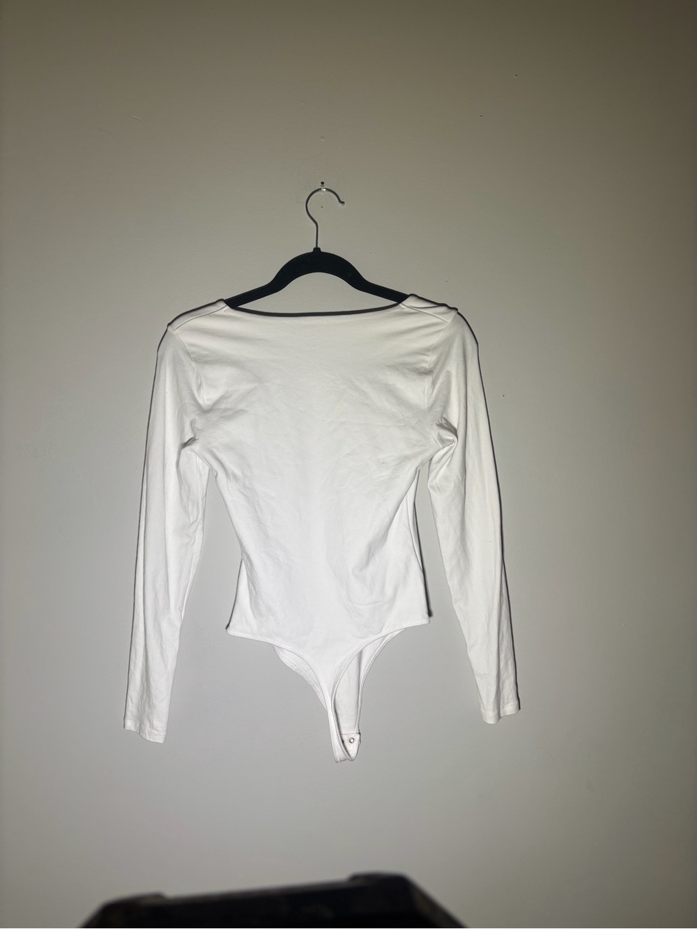 Abercrombie & Fitch White Long Sleeve Bodysuit Size Small - Picture 3 of 3